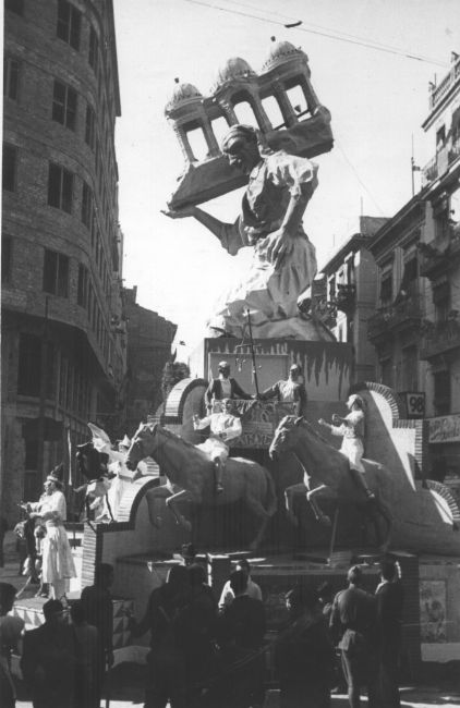 1943 San Vicente-Falangista Esteve Falla