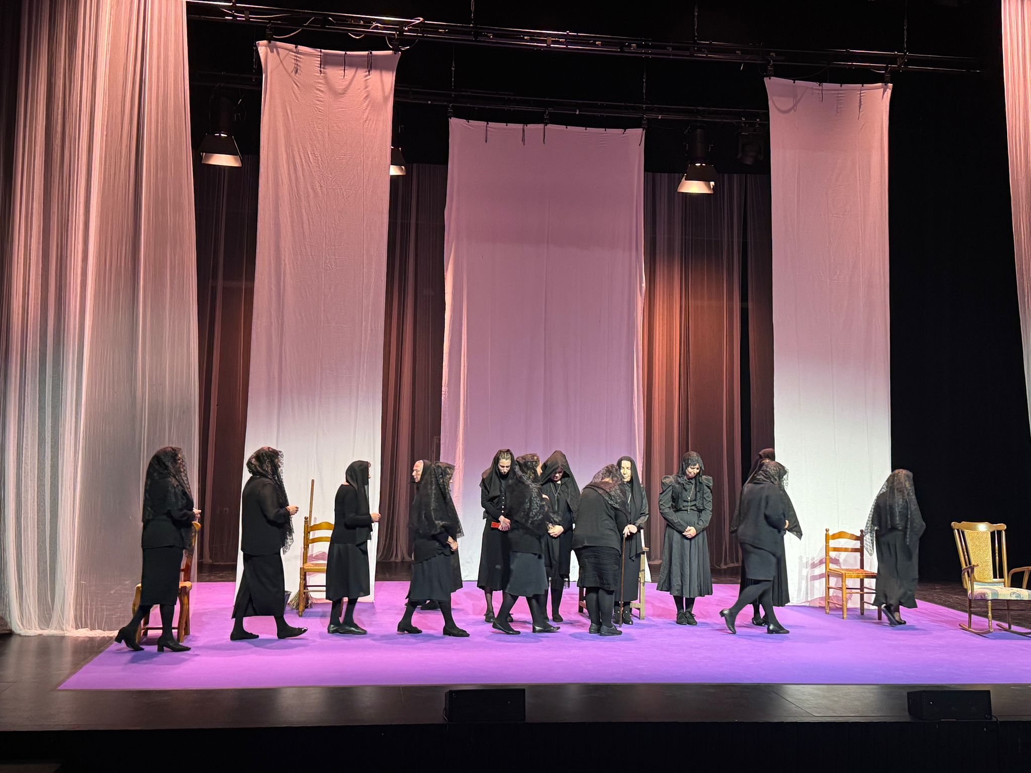 TEATRE FALLER – Fray J. Rodríguez presenta ‘La casa de Bernarda Alba’