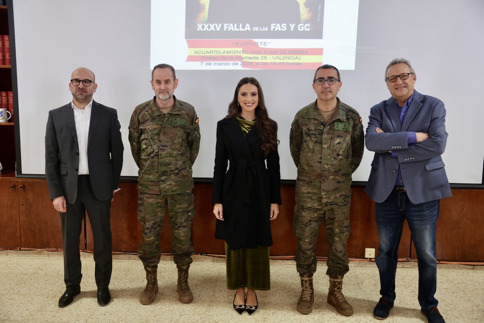 Les Falles de les Forces Armades i la Guàrdia Civil presenten els seus esbossos