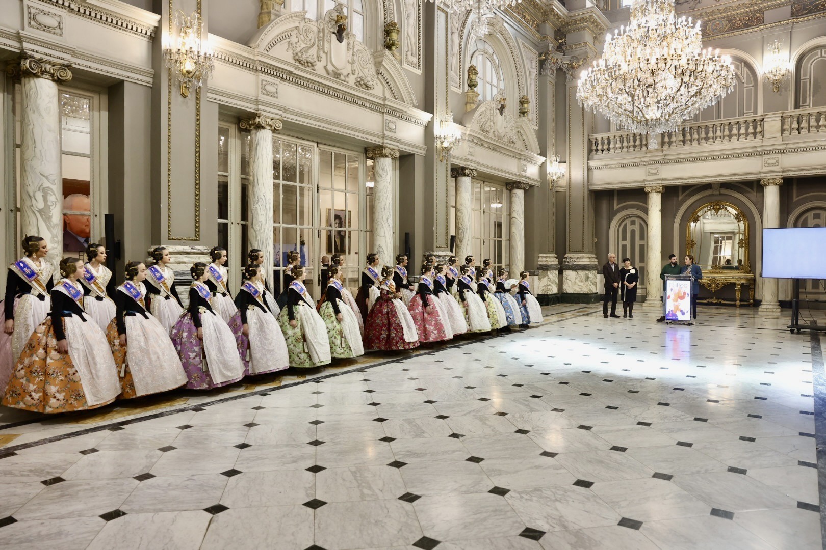 Les Falles: el goig de la paraula