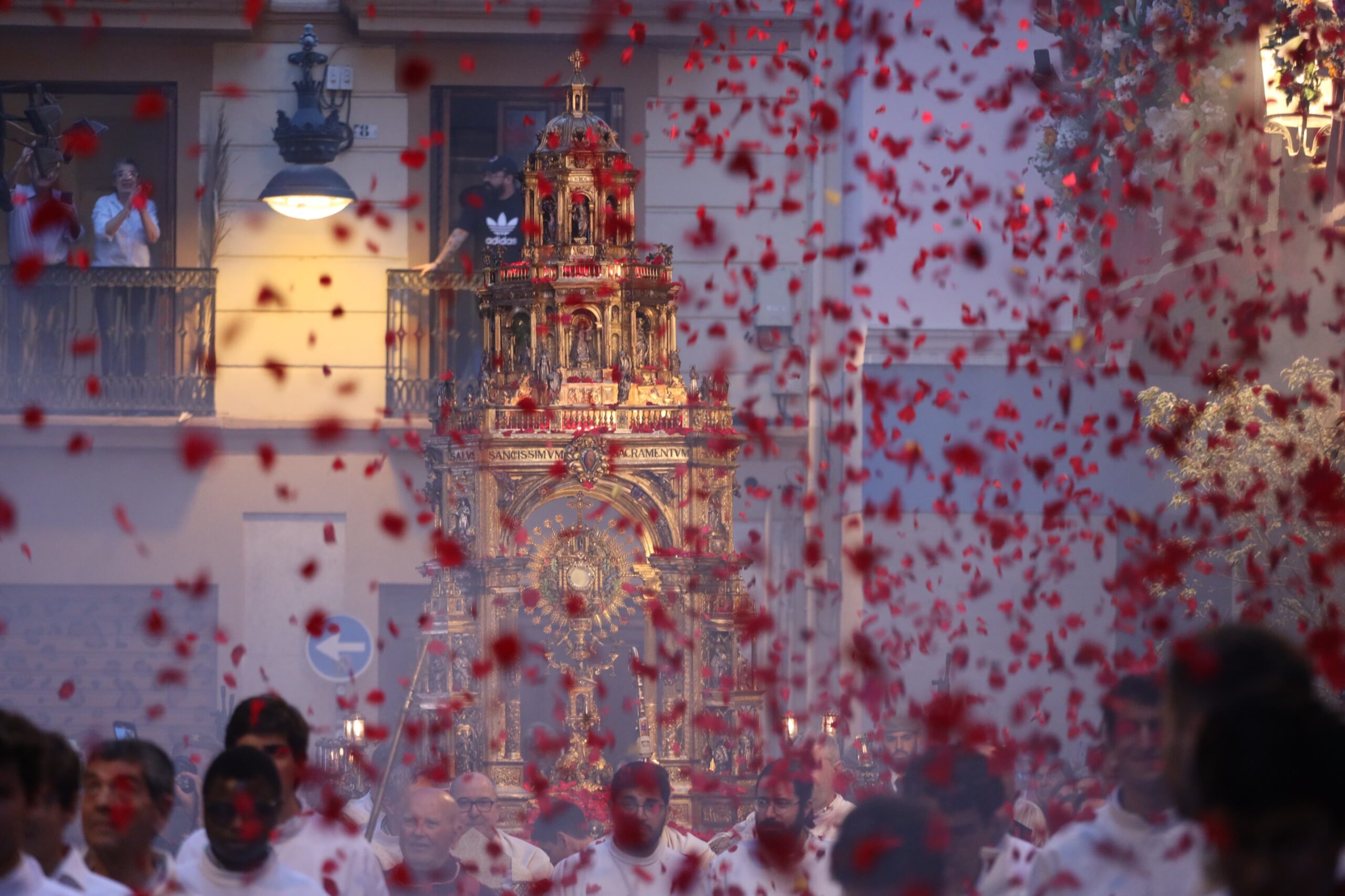 El Corpus Christi finalitza amb la processó general