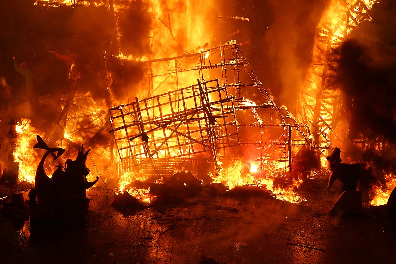 Y Alicante se convirtió en fuego