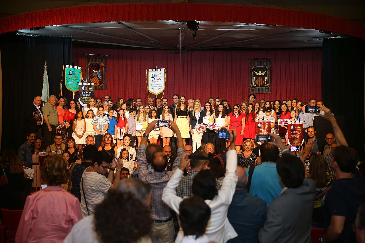 Entrega de premios del Casal Bernat i Baldoví