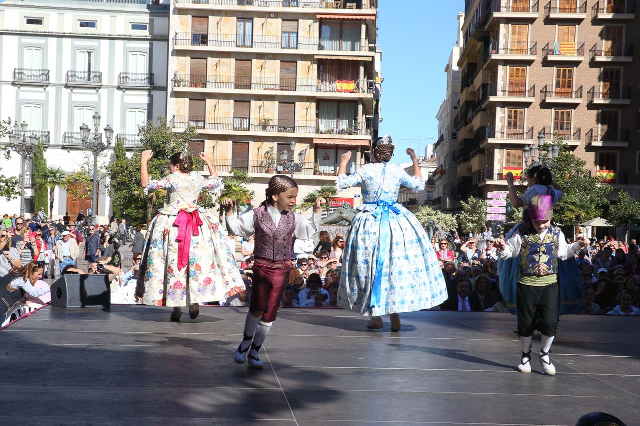 Los «Balls al carrer» vuelven un domingo más