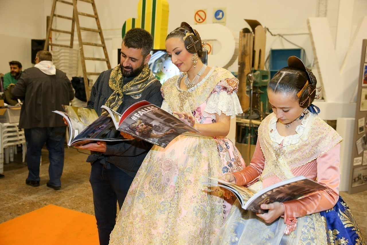 “#Falles: la festa dels sentits”, un regalo indispensable para Navidad