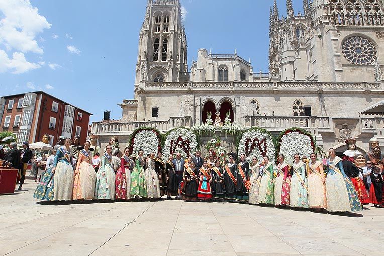 ntensa cita de les nostres màximes representants en les festes Sampedros