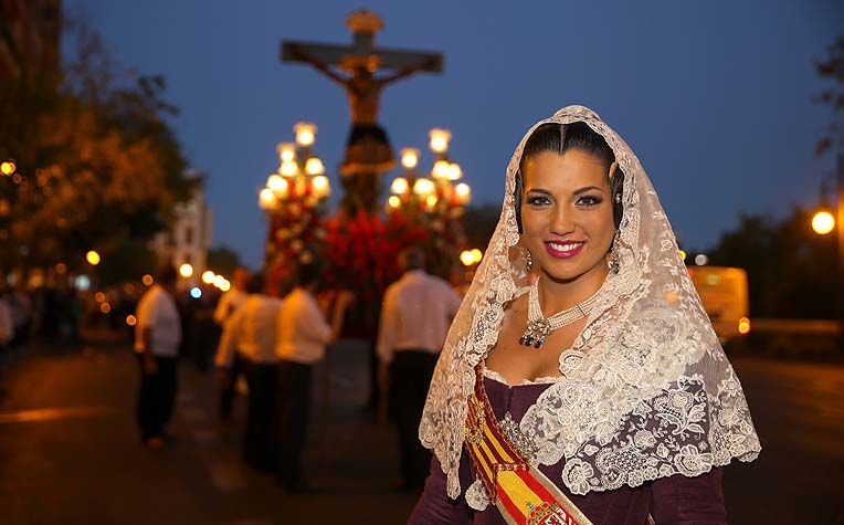 El barrio de Sagunto rinde homenaje al Cristo de la Fe