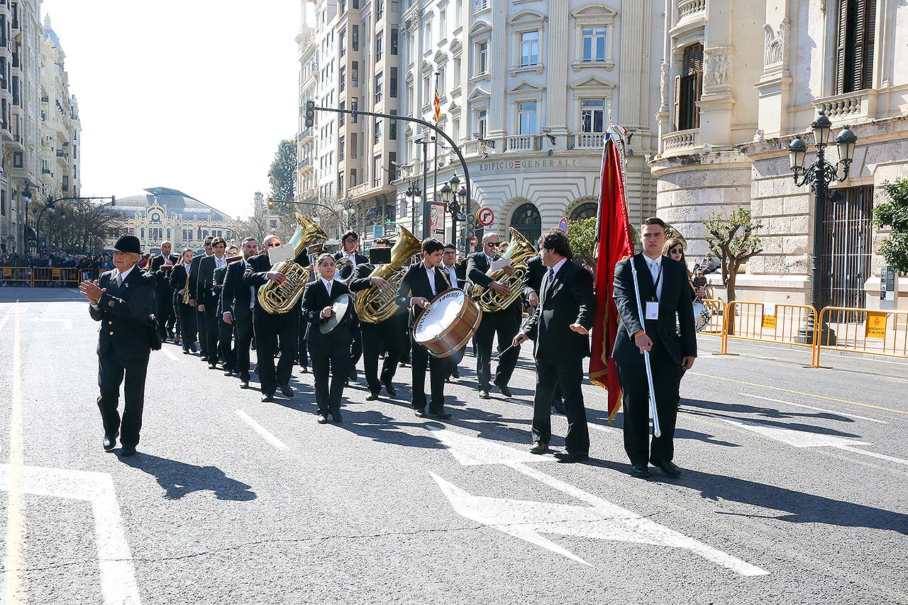 XV Entrada de bandas de música