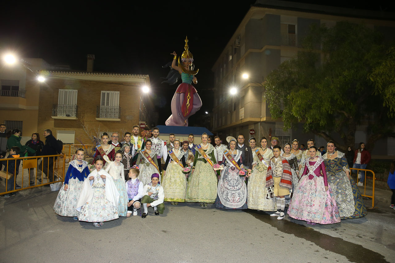 Montroi celebra les falles