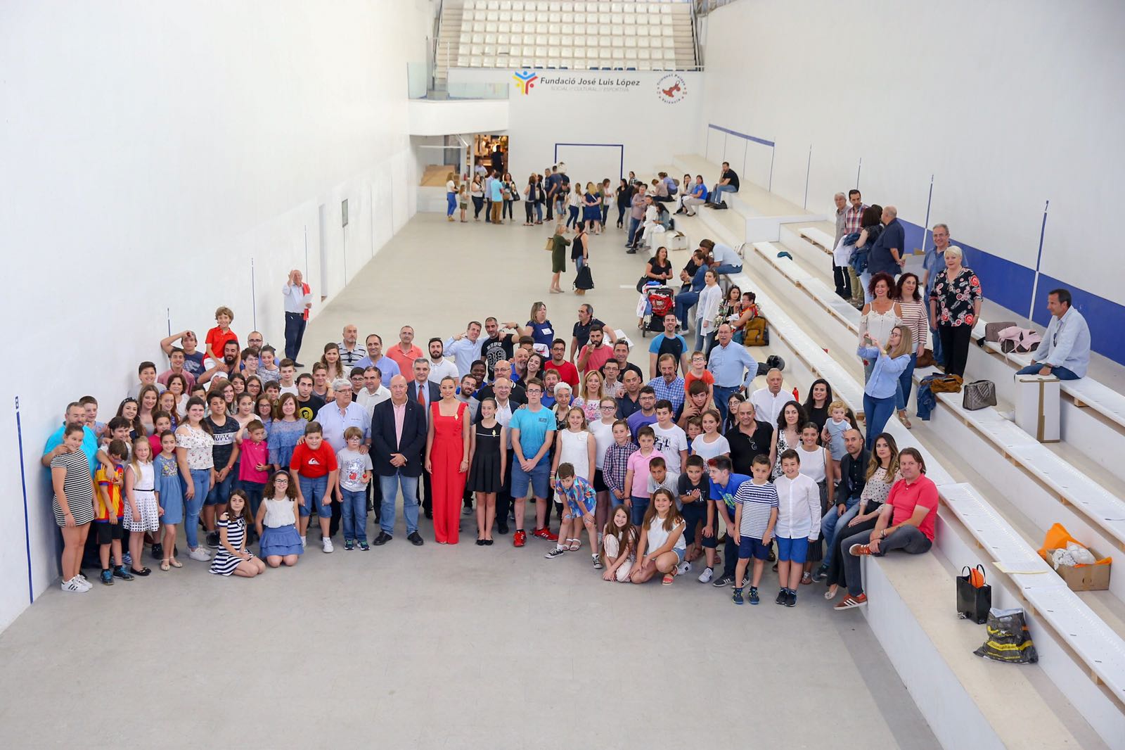 Entrega de equipajes pelota valenciana