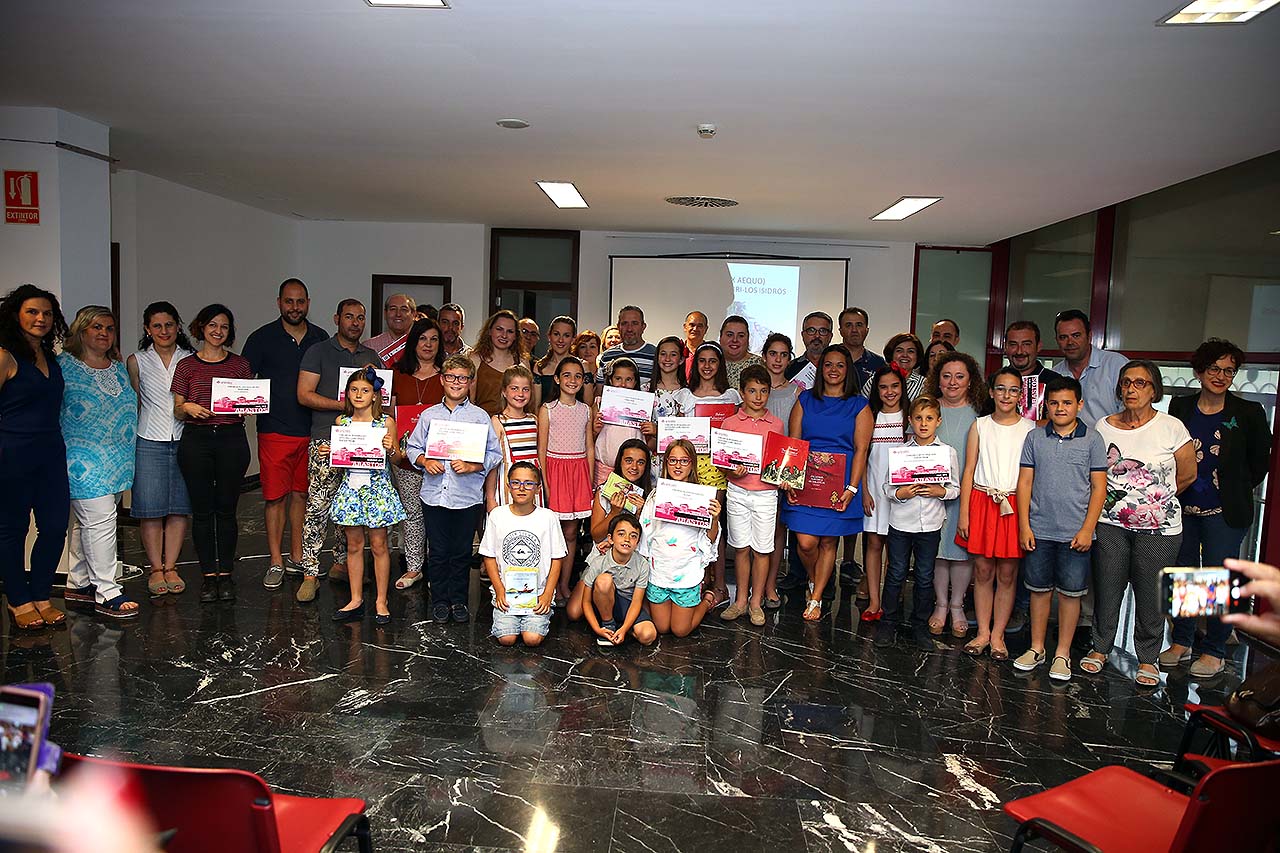 La Junta Municipal de Abastos entrega los premios “Falles a l’escola”