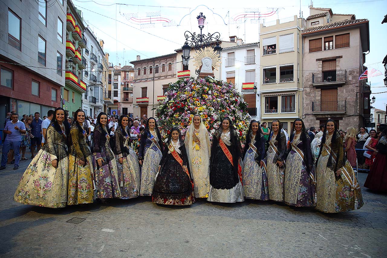 Segorbe ofrenda a la Virgen de la Cueva Santa