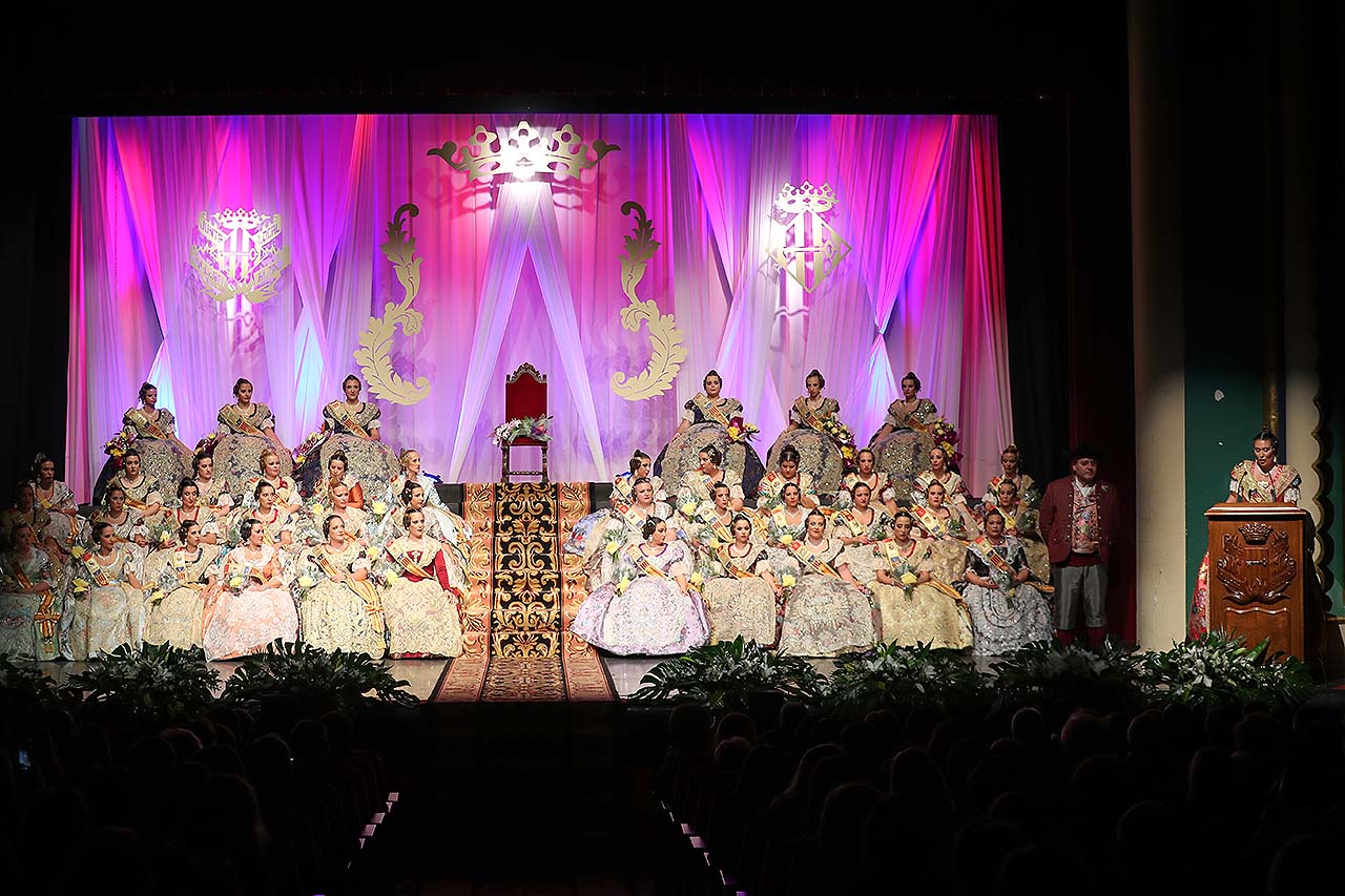 Exaltación de las Falleras Mayores de Alzira