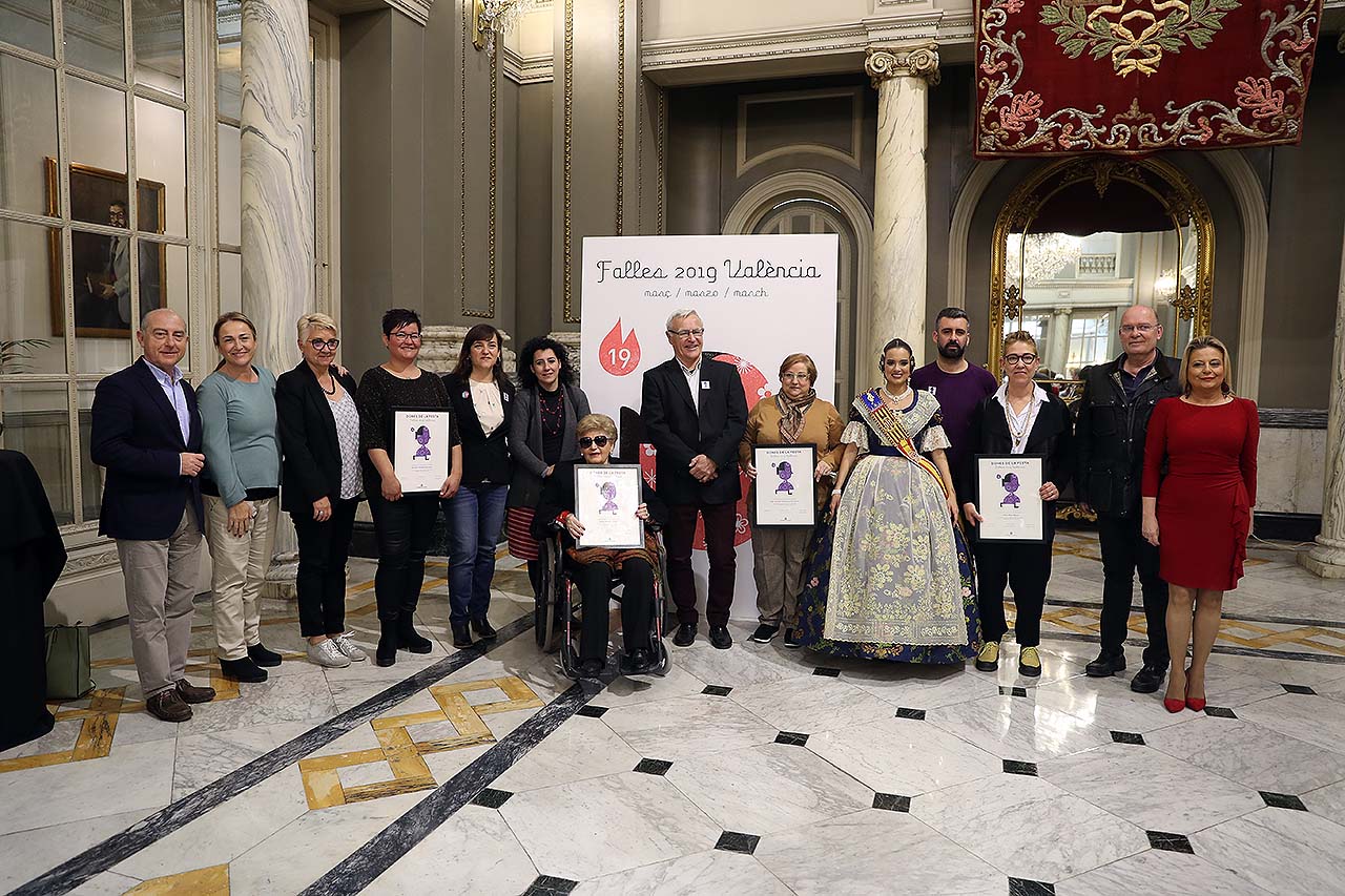 L’ajuntament de València visibilitza les dones de la festa fallera