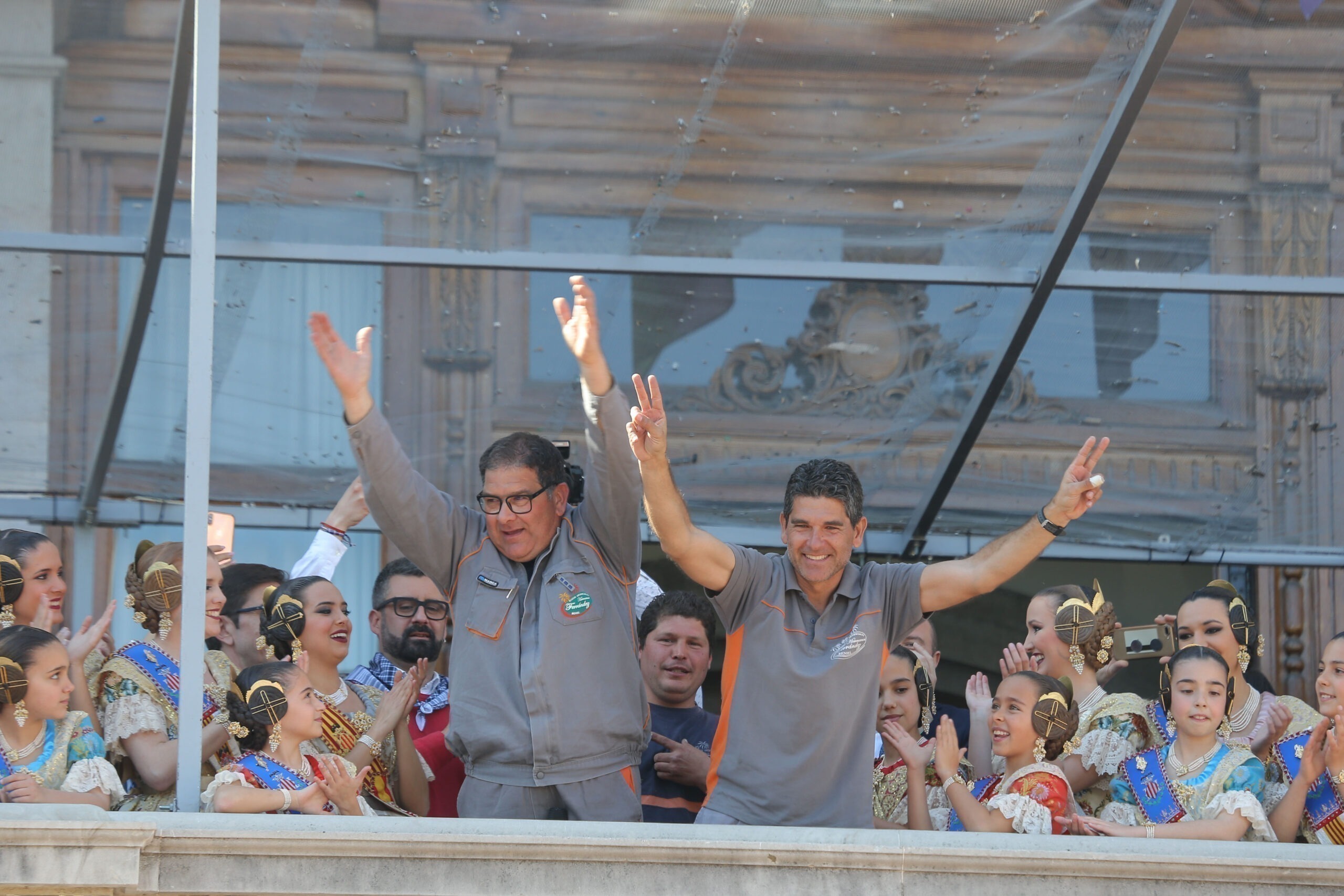 Hermanos Ferrández hace temblar la catedral de la pólvora a tres días de fallas