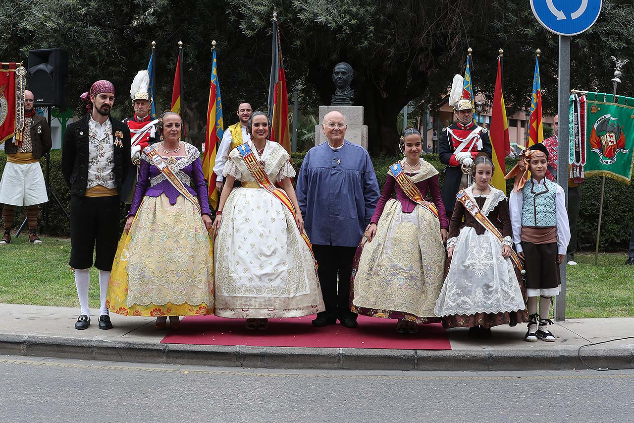 Homenajes a Maximiliano Thous y al maestro Serrano