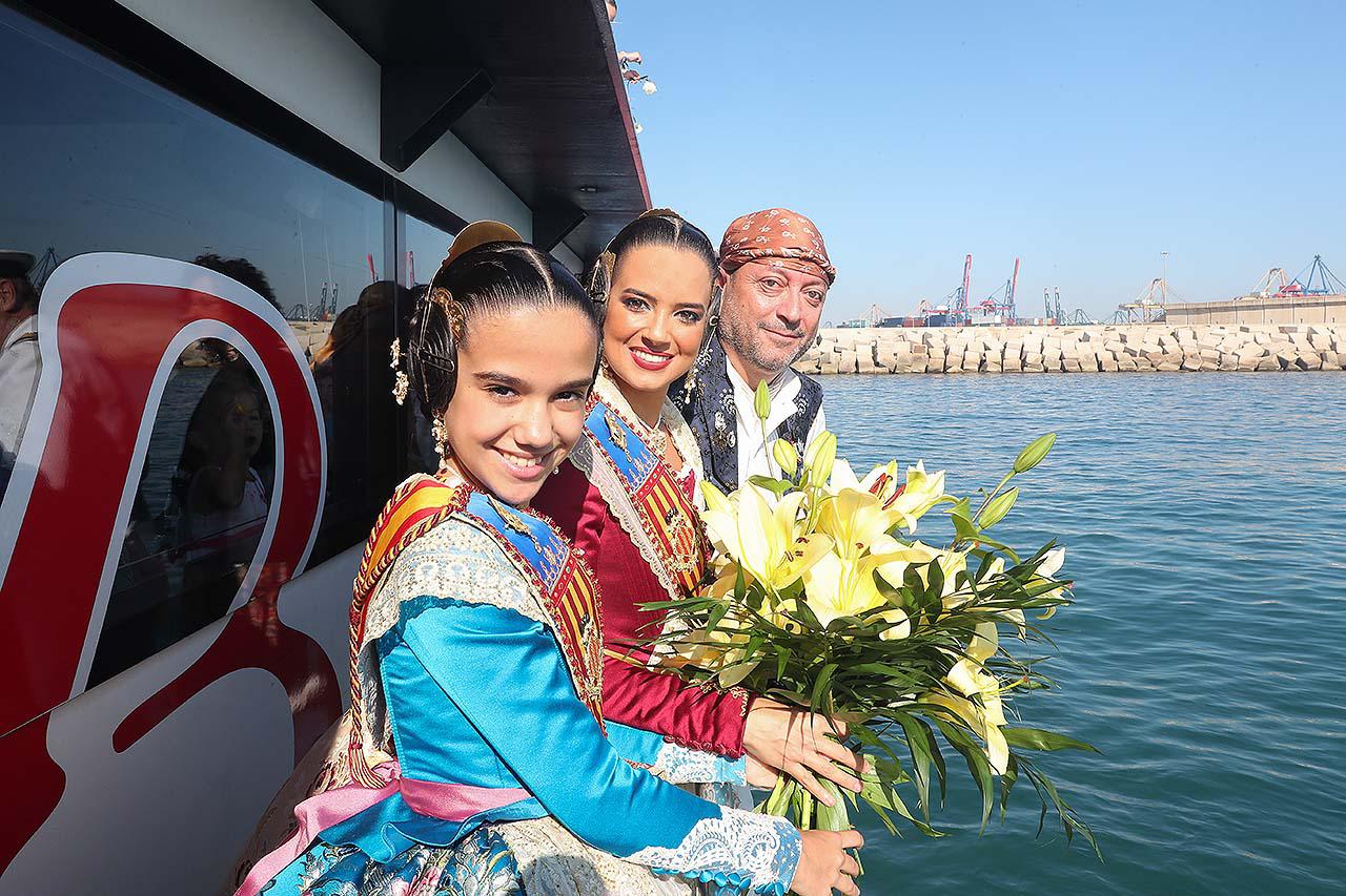 Ofrena floral a la Mare de Déu Submergida