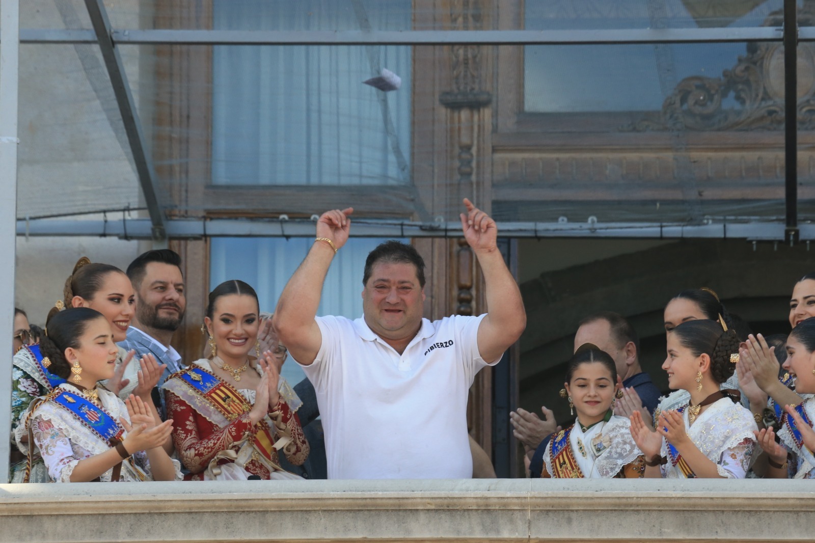 Pirotècnia Pibierzo no defrauda amb el seu terratrémol Berciano en el cel valencià