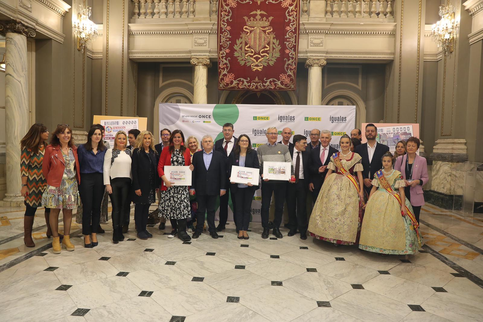 L’Ajuntament acull la presentació dels cupons de l’ONCE dedicats a les Falles i al Dia Internacional de la Dona