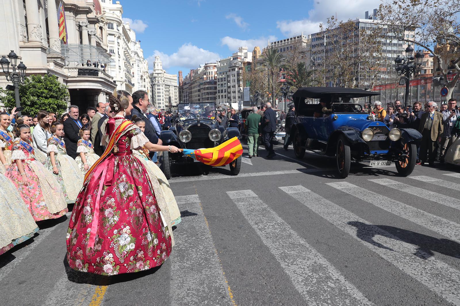 La Ronda Fallera de Cotxes de l’Antigor celebra su 50ª edición