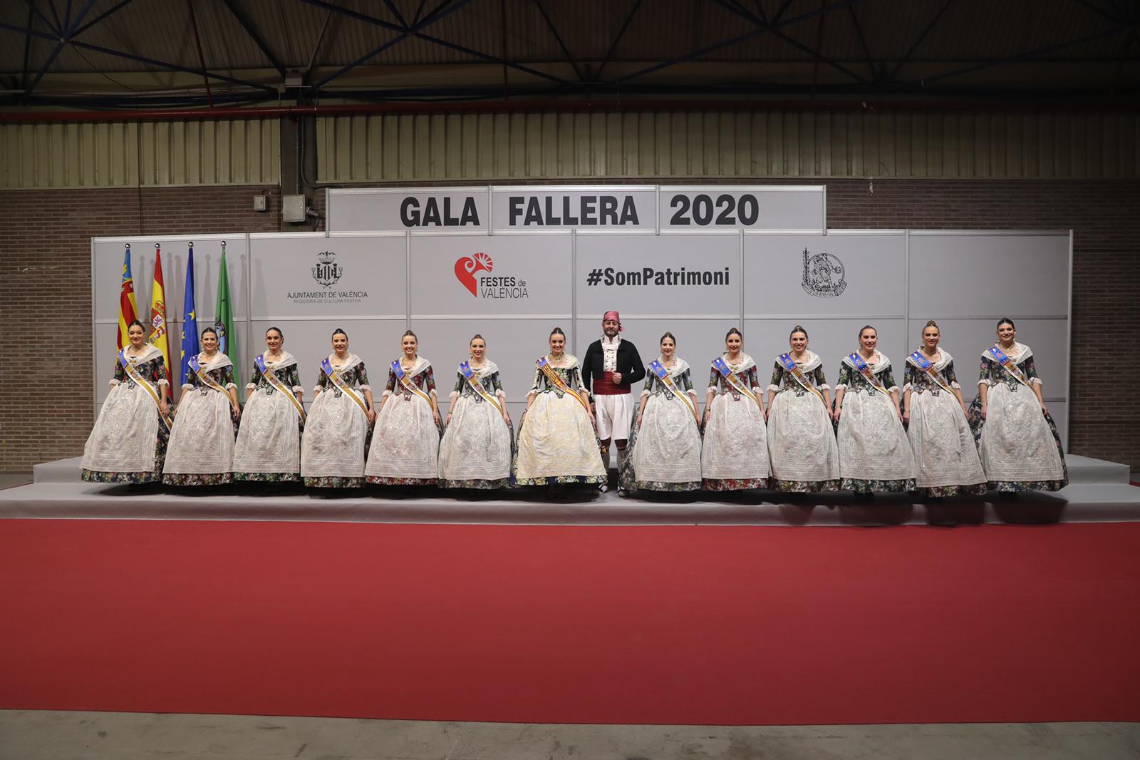 El col·lectiu faller celebra l’arribada de les Falles en la Gala Fallera 2020