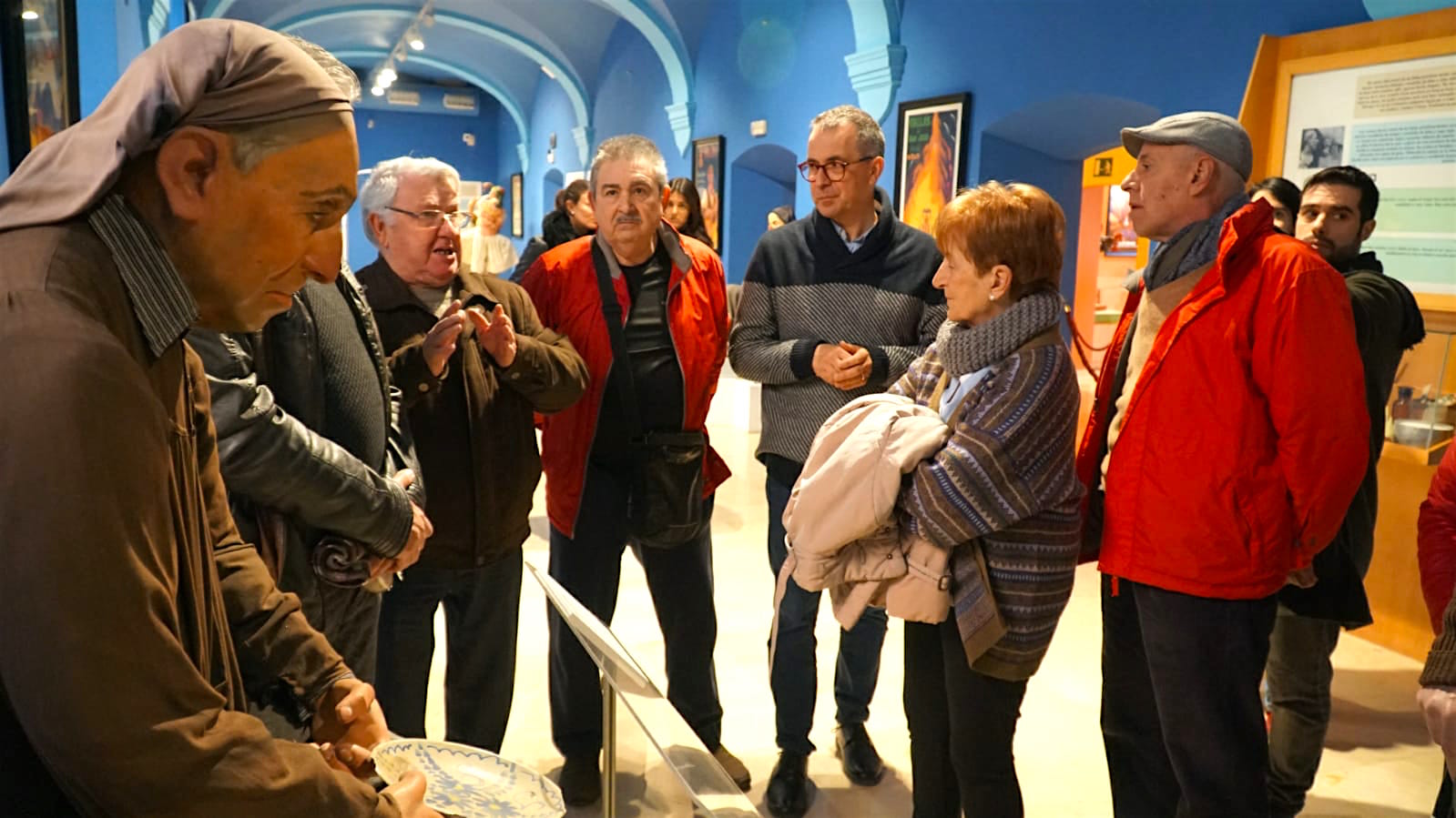 Las Naves presenta un proyecto para estimular la memoria a largo plazo en enfermos de alzheimer con visitas a museos