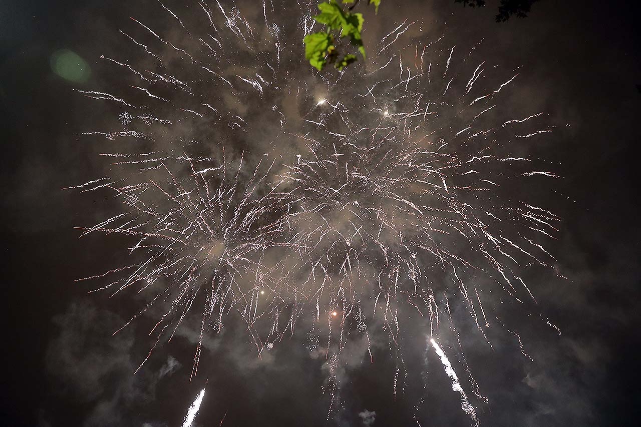 El cel de València es torna a il·luminar amb L’Alba de les Falles