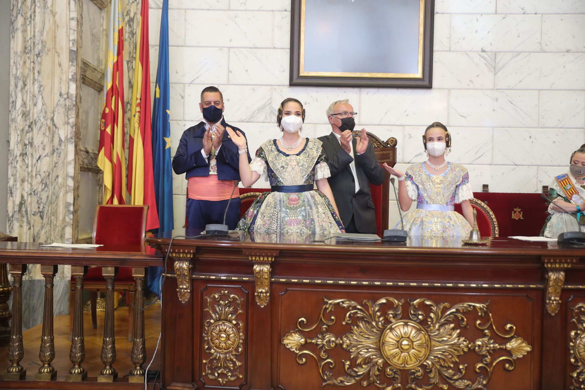 Nerea López Maestre y Carmen Martín Carbonell, proclamadas Falleras Mayores de València