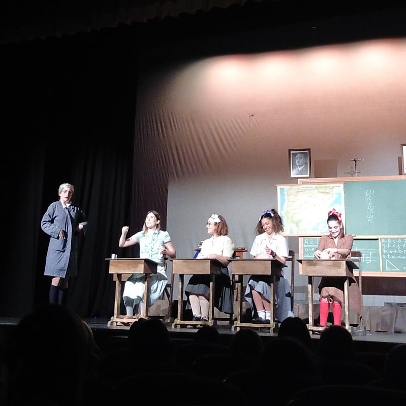 TEATRO | La falla Arzobispo Olaechea-San Marcelino comienza el Teatre Faller 2021-2022 con ‘El florit pensil’