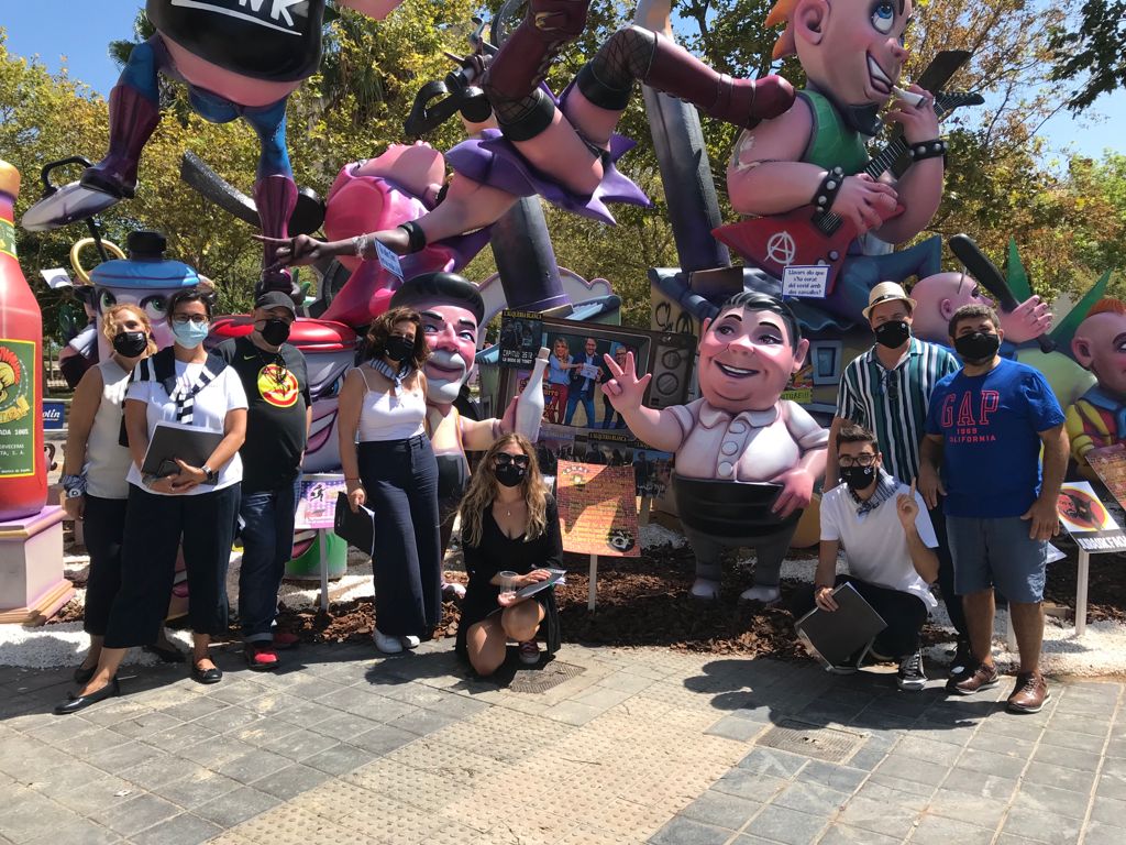 À Punt convoca los Premios a las Fallas 2022