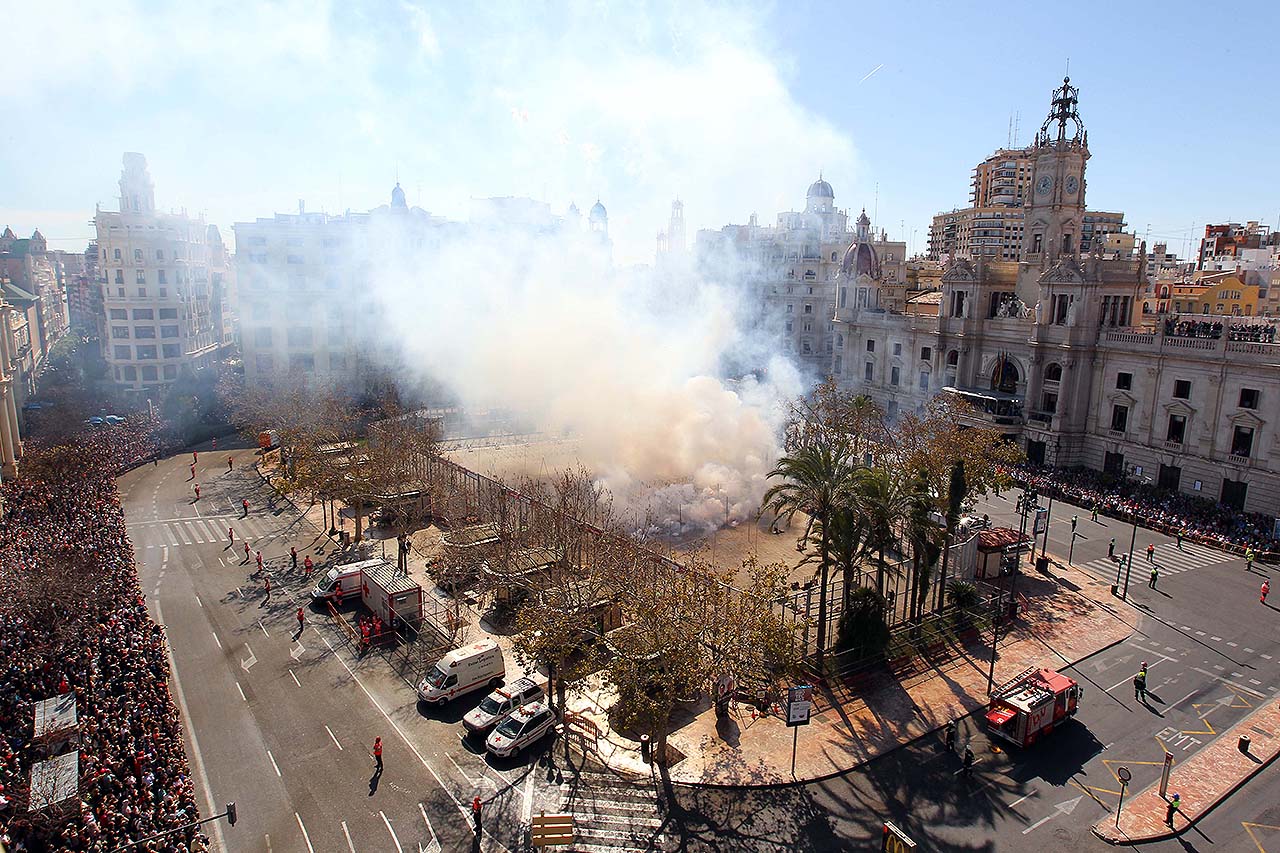 Pirotècnia Alpujarreña sorprèn en la quarta mascletà de març