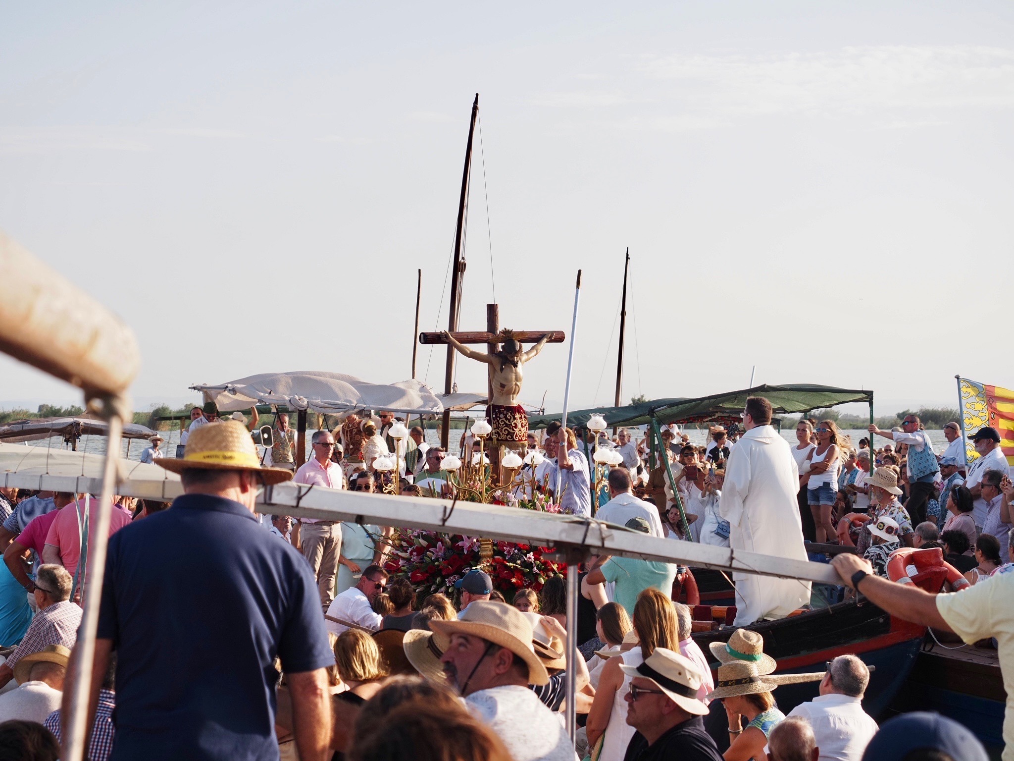 El Palmar celebra la romeria del Crist de la Salut per l’Albufera