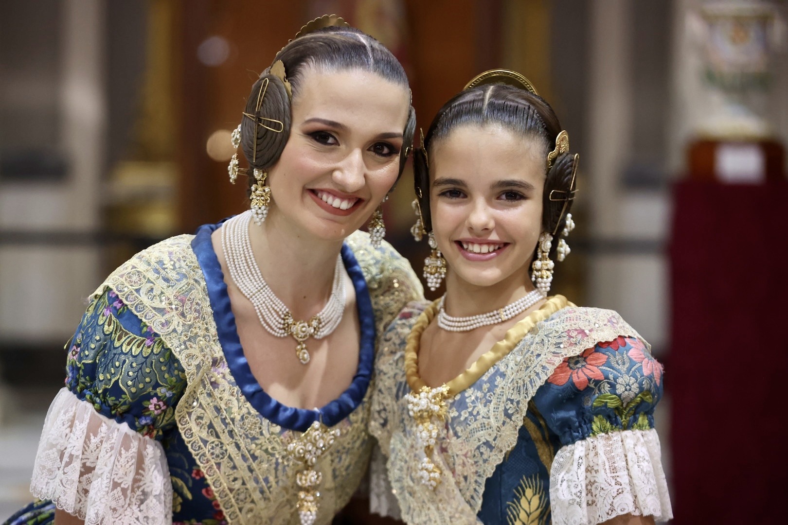 Paula Nieto Medina y Laura Mengó Hernández, proclamadas Falleras Mayores de València