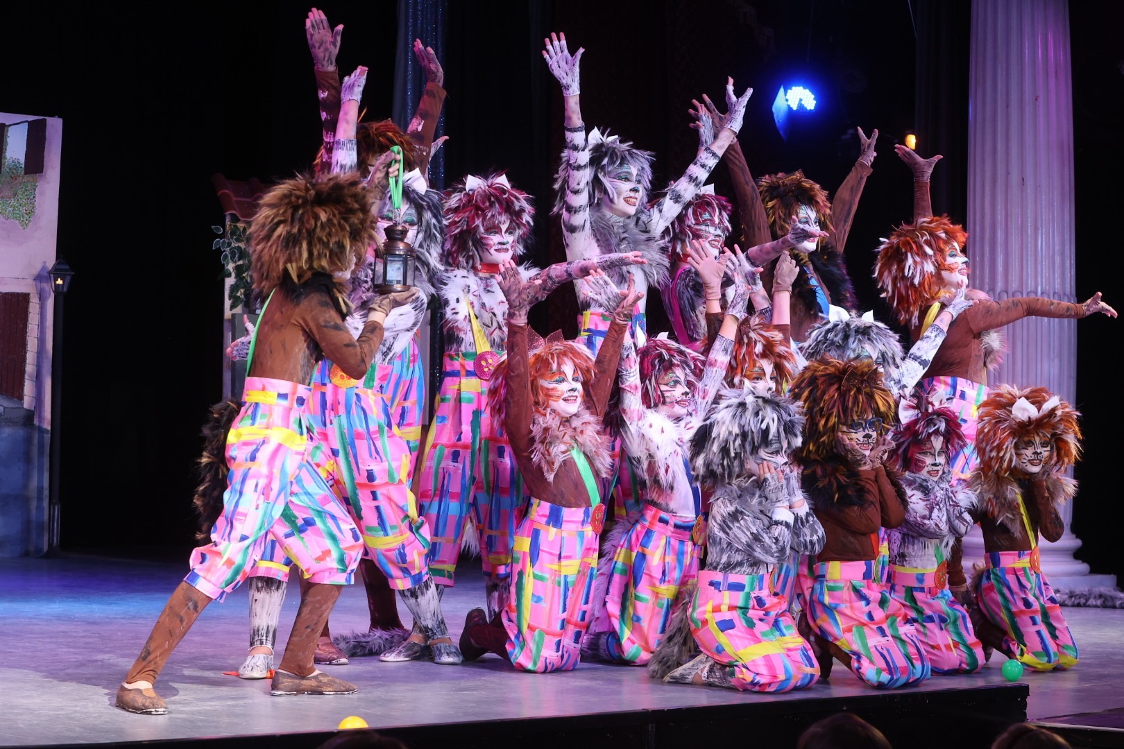 La falla Acacias-Picayo, guanyadora del XXXVI concurs infantil de Playbacks en la seua modalitat grup B