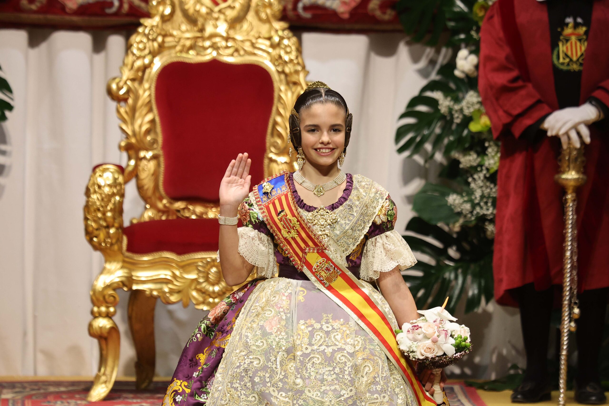 Retem homenatge d’amor a la Fallera Major Infantil de València