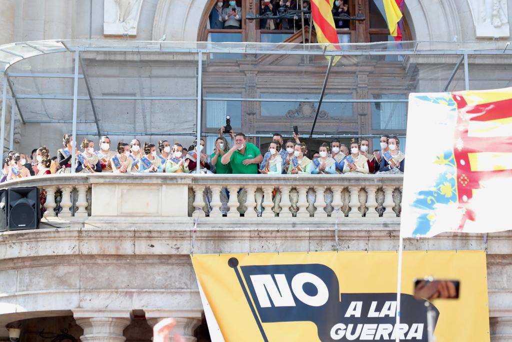 Sortejades les invitacions per a assistir a les mascletaes des del balcó municipal