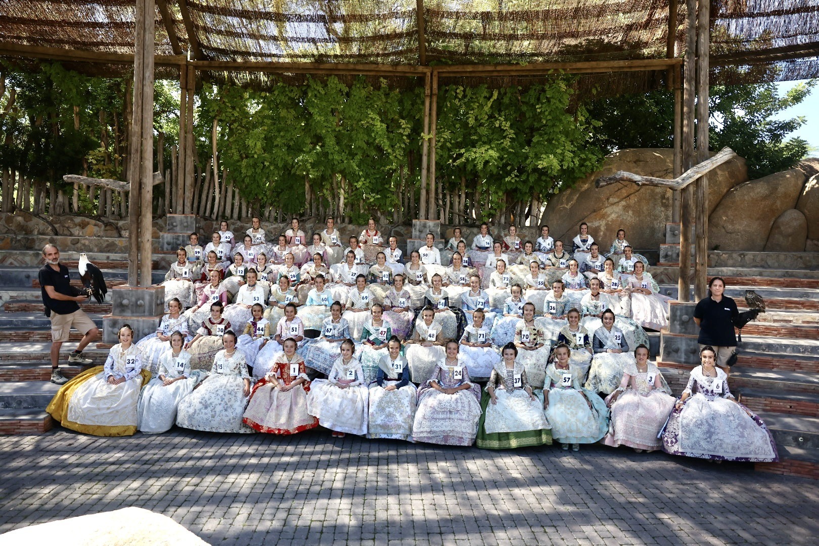 El Bioparc recibe a las candidatas a Fallera Mayor Infantil de Valencia 2024