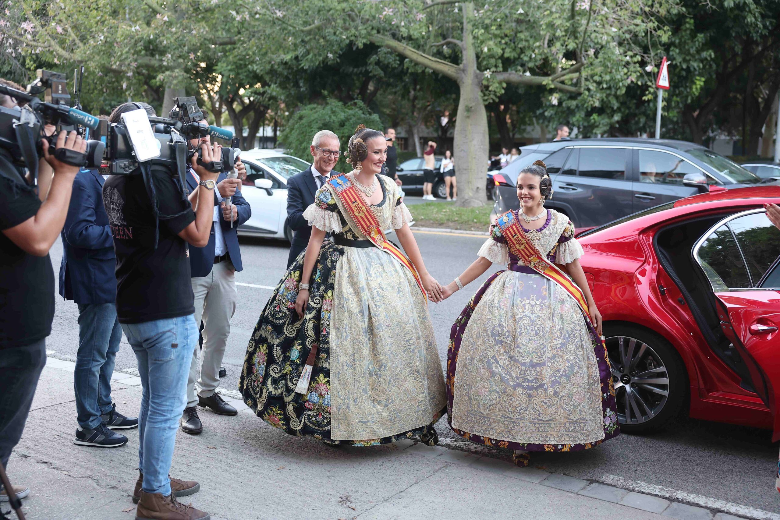 Paula i Laura arriben a la Fonteta