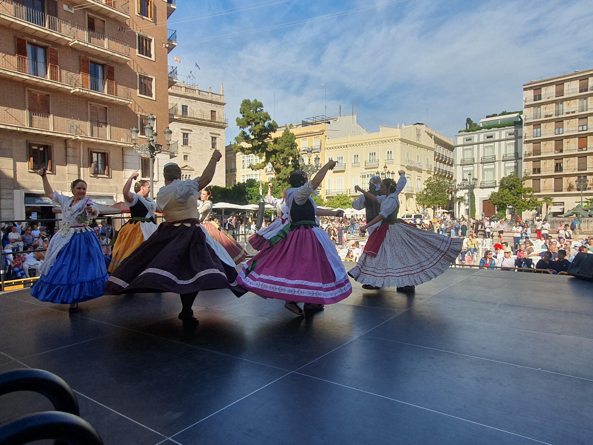 Es suspenen els Balls al Carrer per incidents a la Plaça de la Mare de Déu