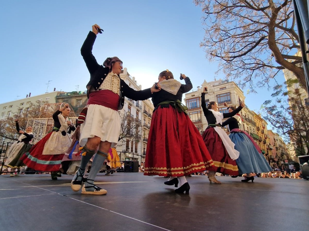 Nova jornada de Balls al Carrer