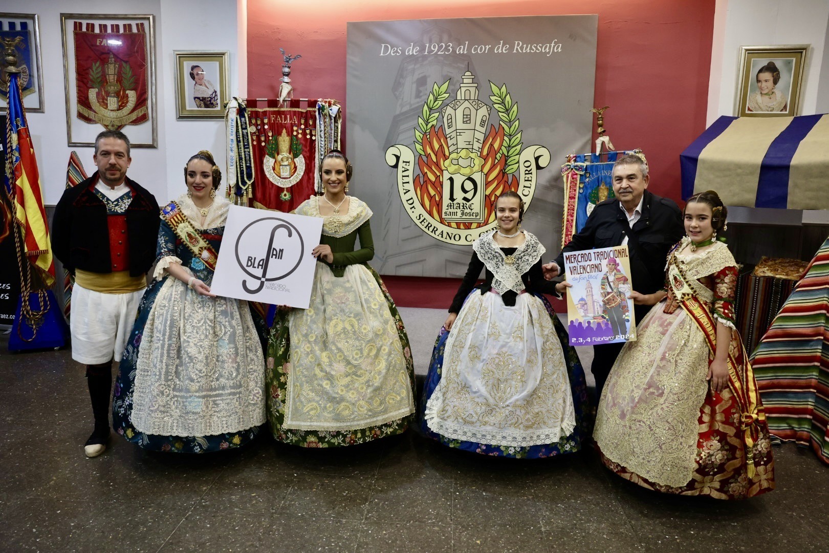 Dr. Serrano-Carlos Cervera-Clero presenta una nueva edición del Mercado Tradicional de San Blas