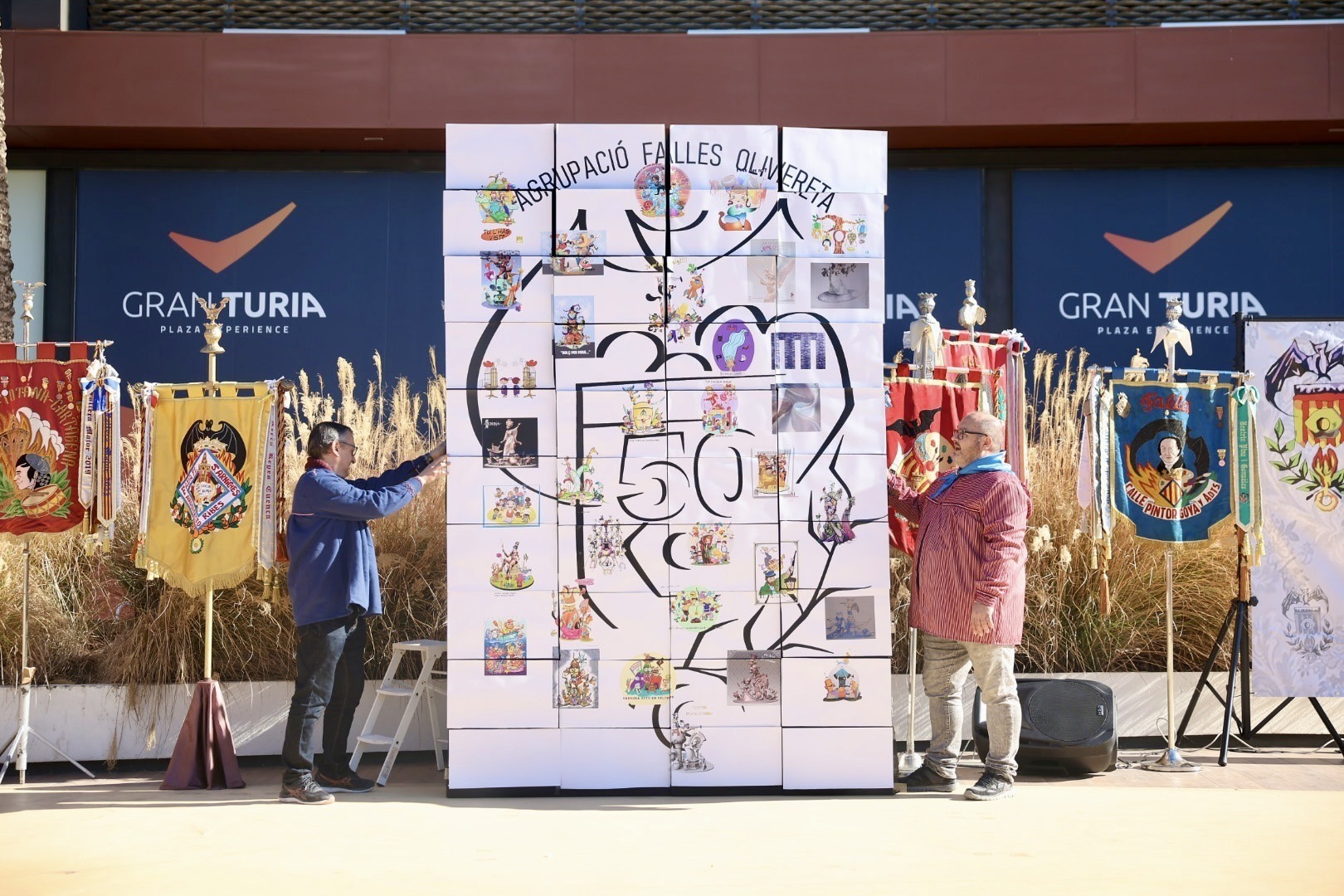 Presentación de bocetos de la Agrupación de fallas Olivereta