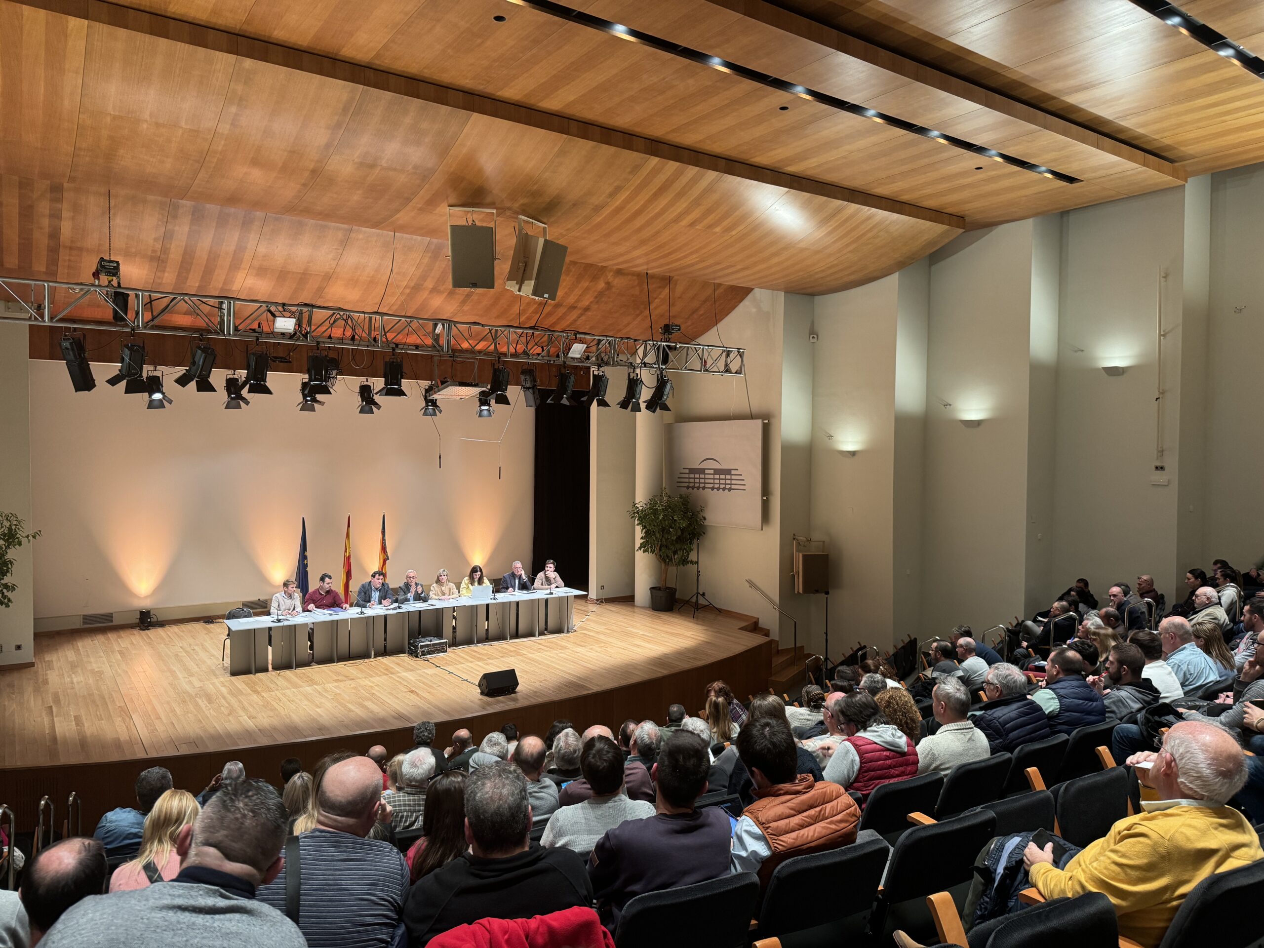 L’Assemblea aprova la proposta de jurats de falles i exposició del ninot de la Interagrupació per a les Falles 2024