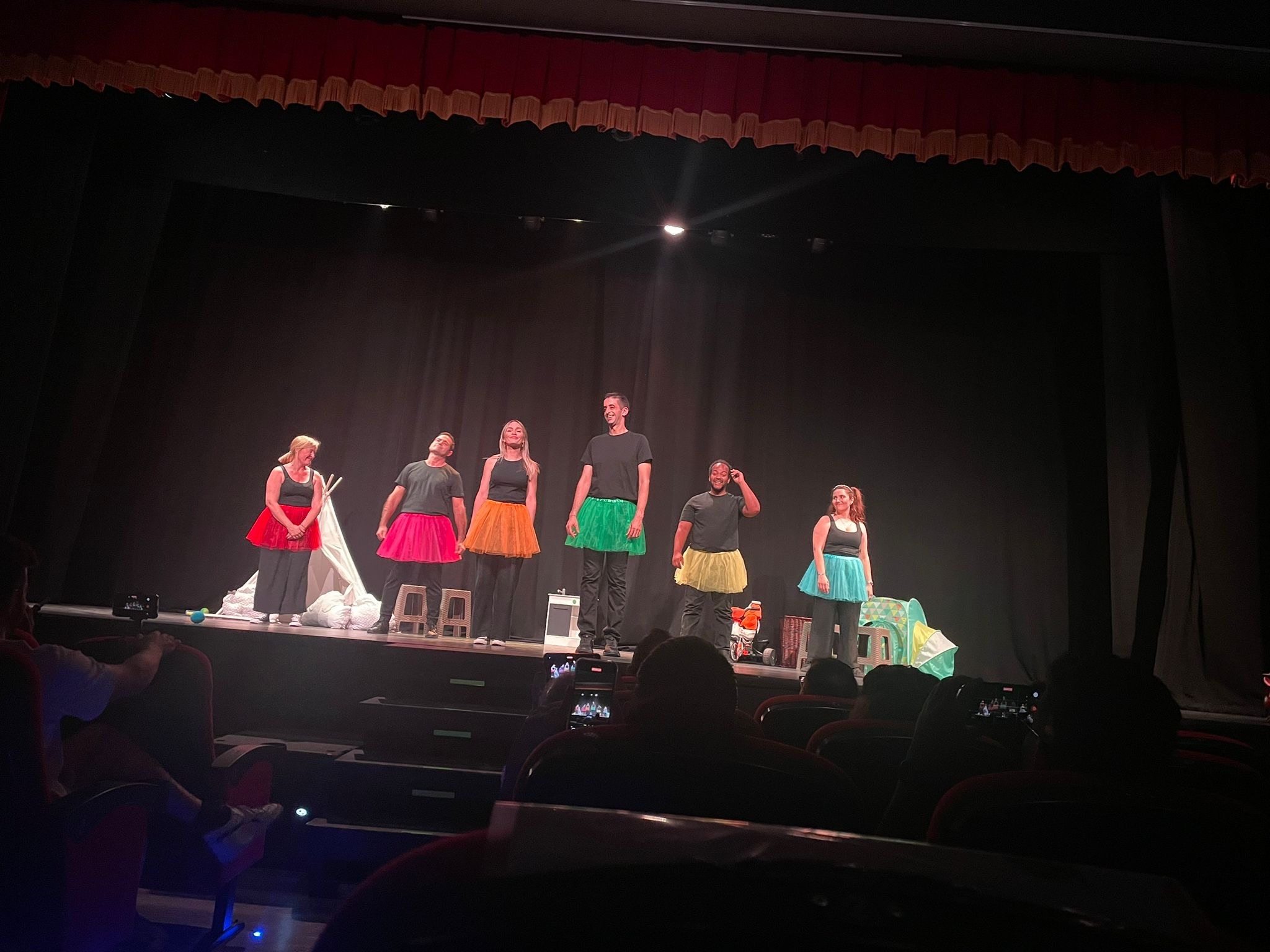 TEATRE FALLER – Ingeniero Josep Sirera – Pio IX presenta ‘Criatures’