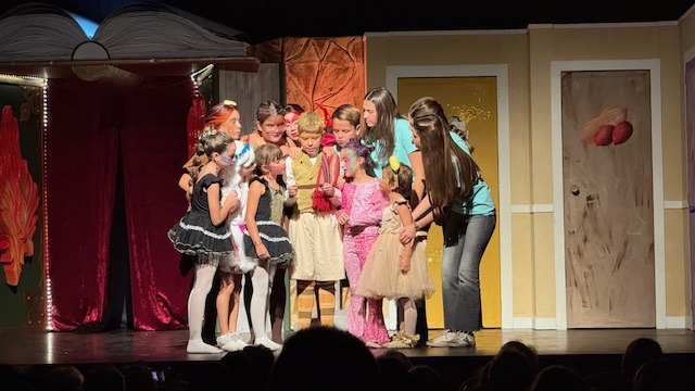 TEATRE FALLER INFANTIL – Fra J. Rodríguez-Pintor Cortina presenta ‘Els guardians de la flama’