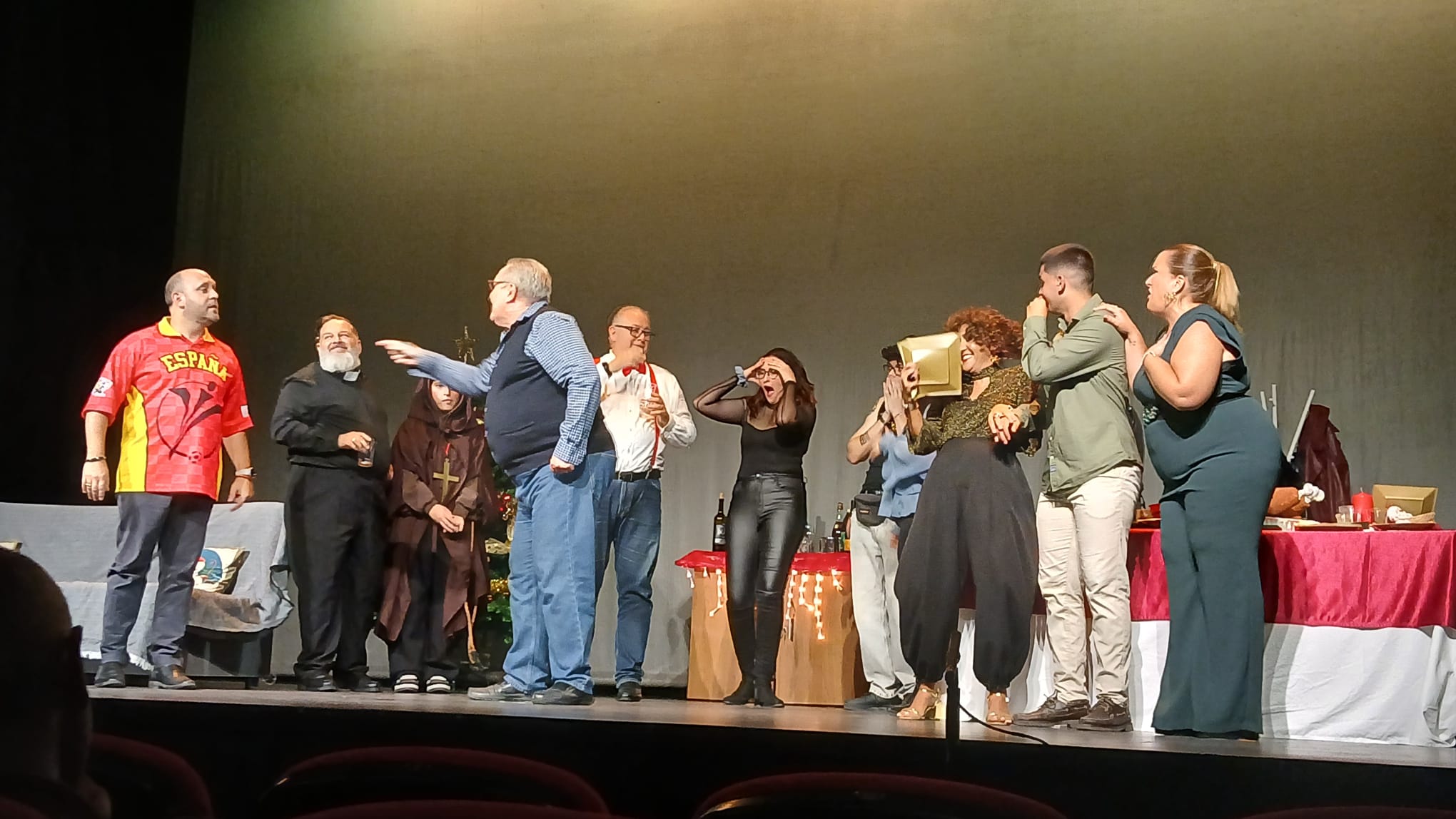TEATRE FALLER – ‘Vint-i-quatre (podria passar-te a tu)’, la obra de Camí d’Alba-Castell de Cullera