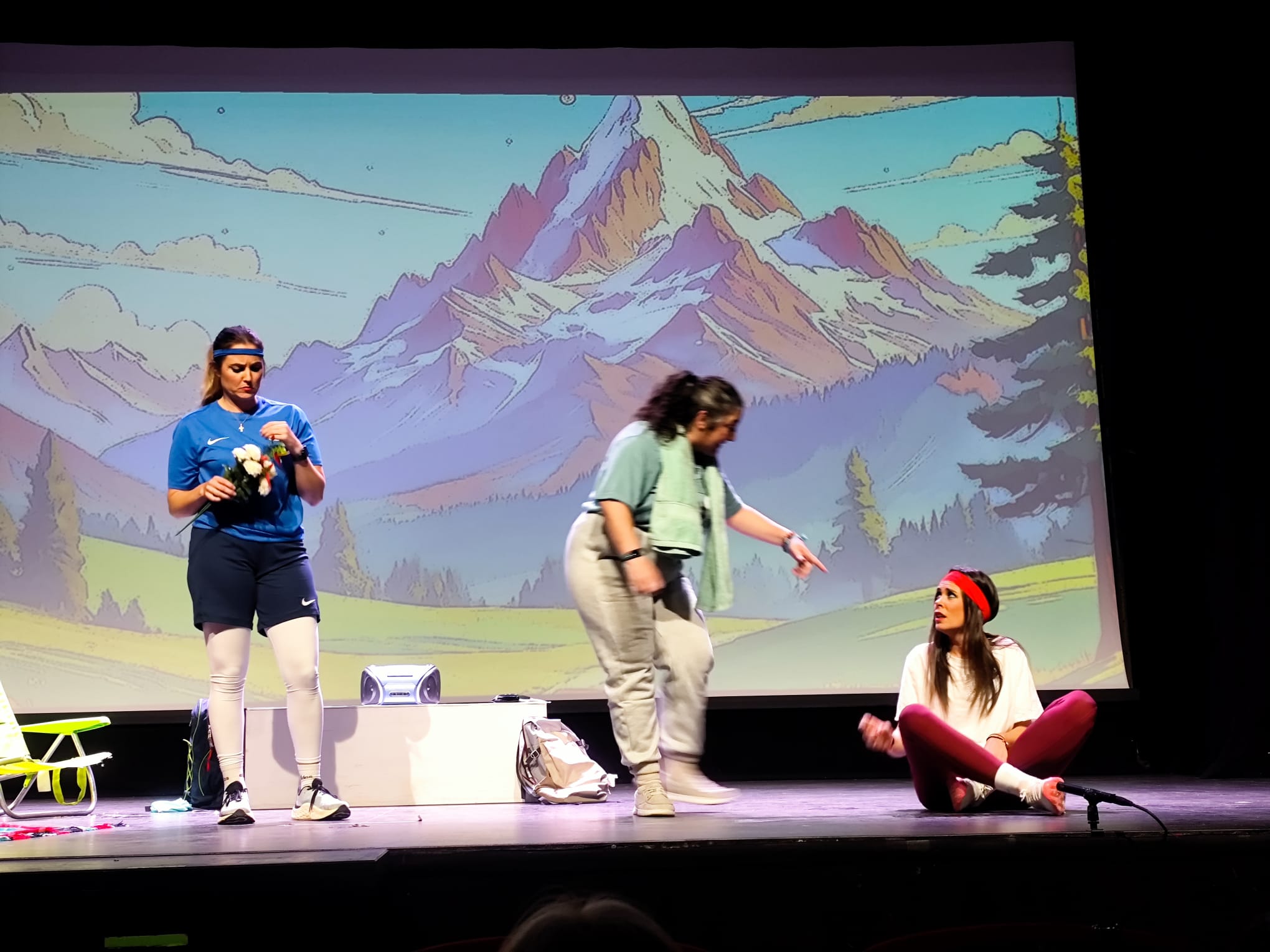 TEATRE FALLER – Cadis-Mossén Femenia-Puerto Rico presenta ‘Divorciades, evangèliques i vegetarianes’