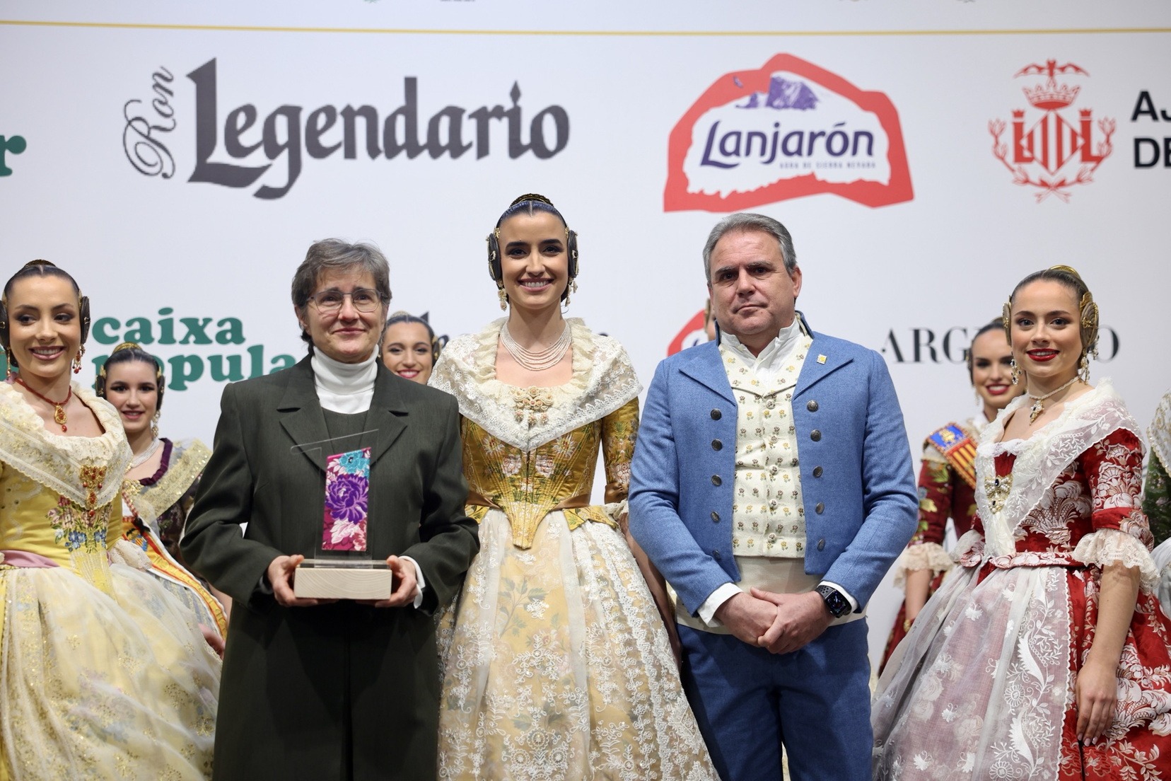 Rosa María Donat Beneito recibe el galardón ‘Una De Primera’
