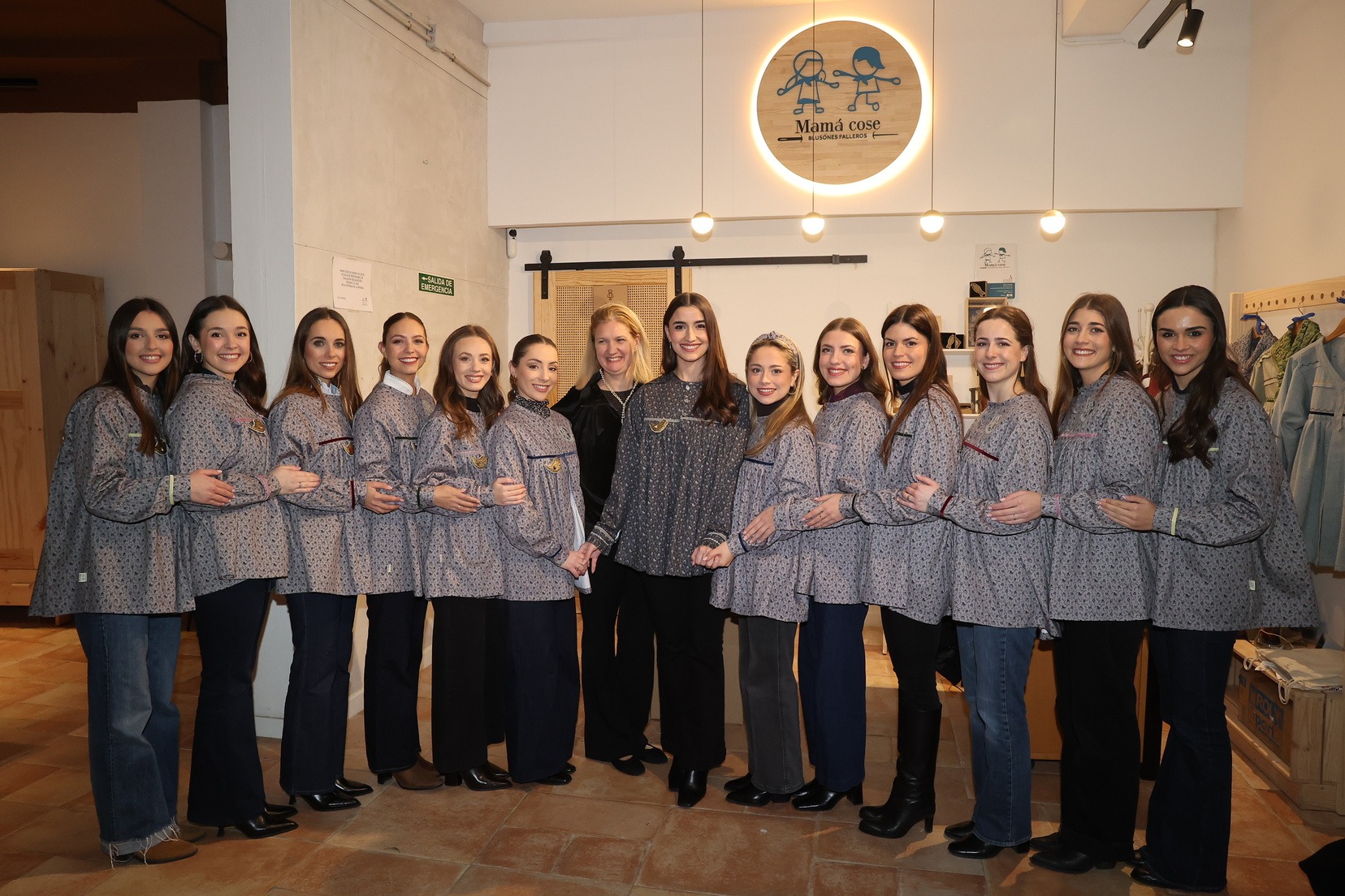 Les FFMMV i les seues Corts d’Honor ja tenen els blusons oficials