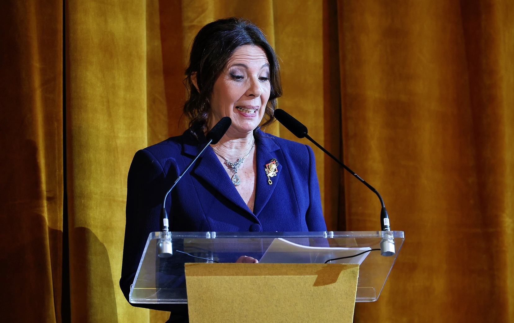 El entrañable discurso de Cuchita Lluch emociona a Marta y a la Corte de Honor